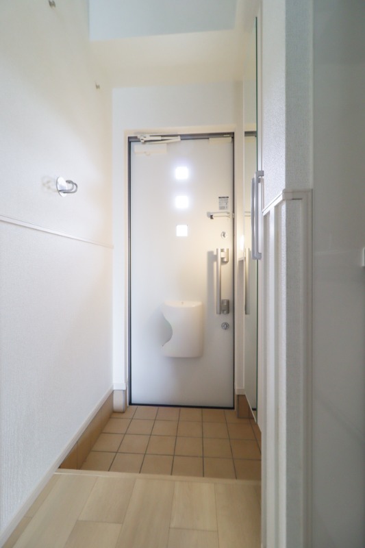 玄関　図面と現状に相違がある場合には現状を優先