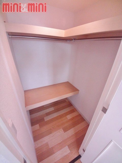 収納　ウォークインクローゼット