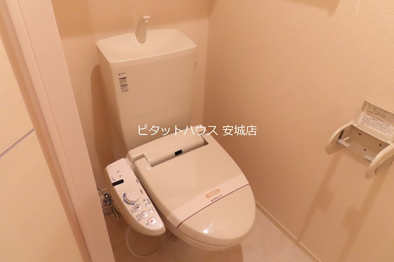 トイレ　同物件別部屋