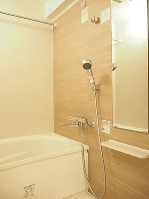 バス・シャワールーム　同仕様参考写真