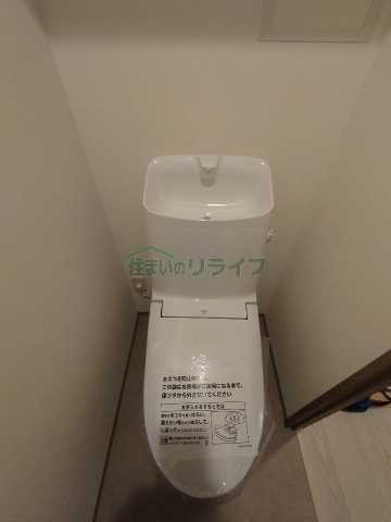 トイレ　別部屋引用