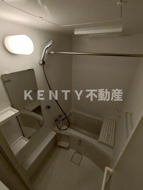 バス・シャワールーム　お風呂で日々の疲れを落としましょう