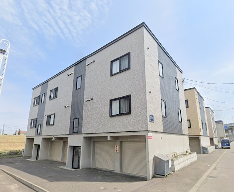 建物外観　閑静な住宅地に建つお部屋です♪