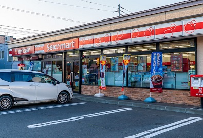 コンビニ　セイコーマート北郷北都店（コンビニ）まで356m