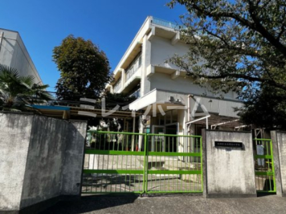 小学校　大田区立北糀谷小学校（小学校）まで217m