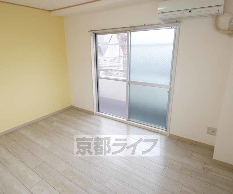 居室・リビング　綺麗な洋室です