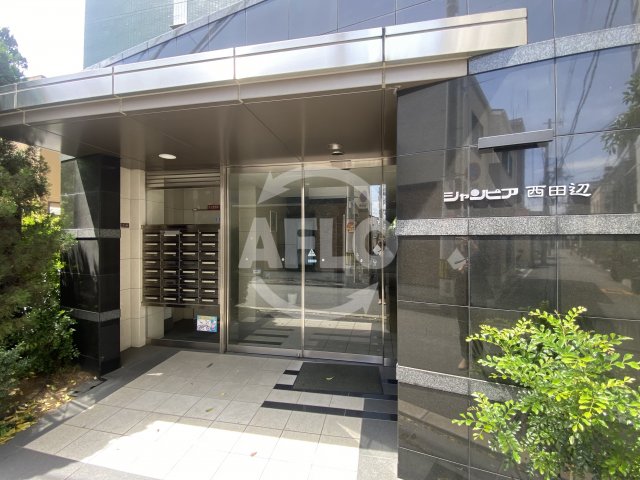 エントランス　シャンピア西田辺　エントランス