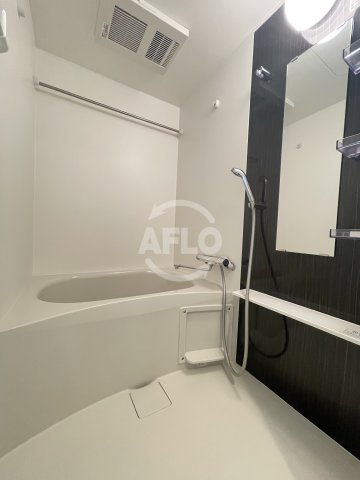 バス・シャワールーム　エスリード弁天町グロリア　風呂