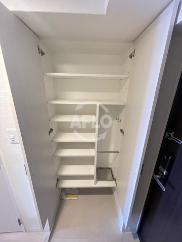 収納　エスリード弁天町グロリア　シューズボックス