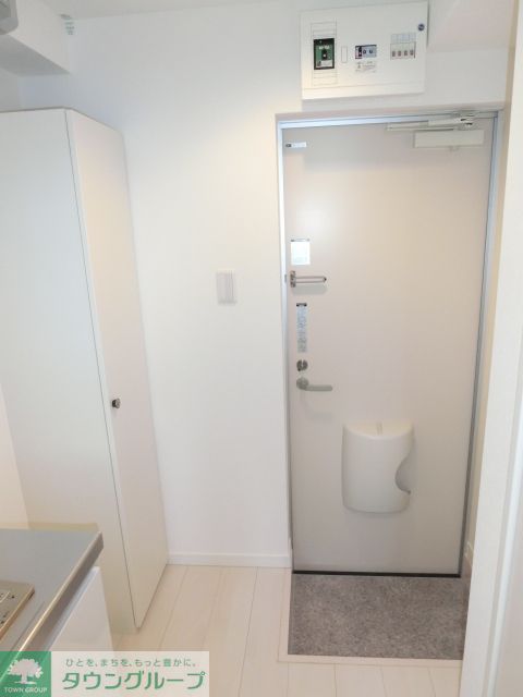 玄関　お問合せはタウンハウジングまで！※現地待合わせ相談可能