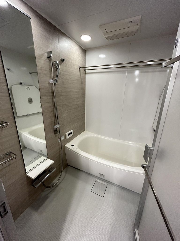 バス・シャワールーム　1418サイズのユニットバス