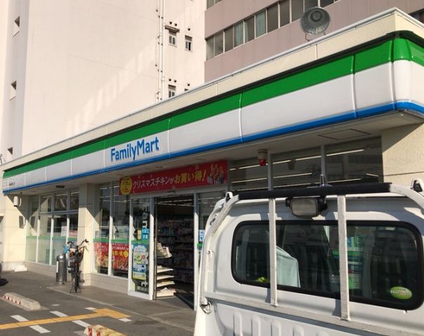 コンビニ　ファミリーマート 福島海老江店（コンビニ）まで316m
