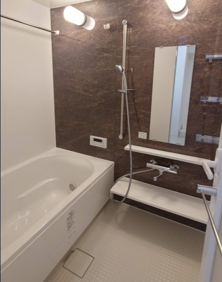 バス・シャワールーム　グリーナリー江坂公園　浴室