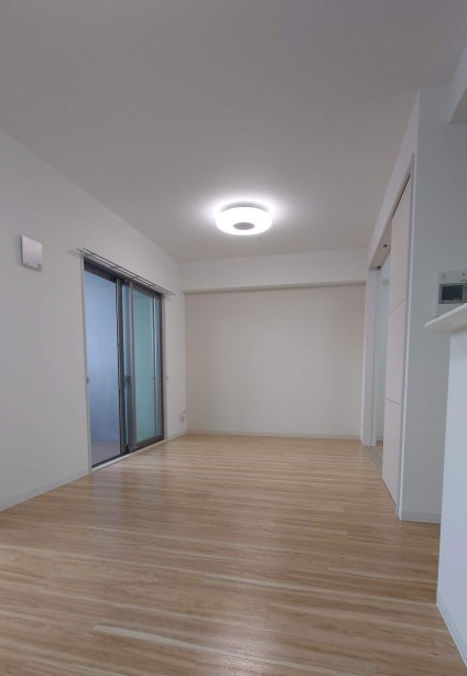 居室・リビング　グリーナリー江坂公園　リビング