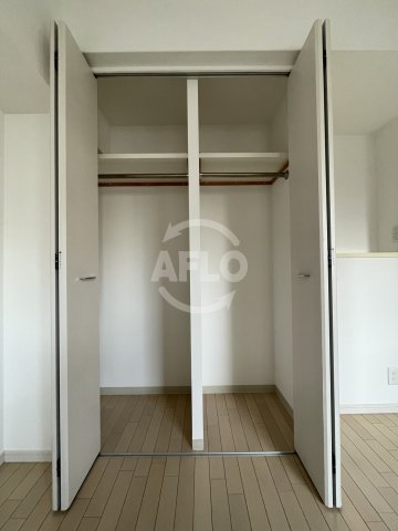 収納　レジディア江戸堀　クローゼット