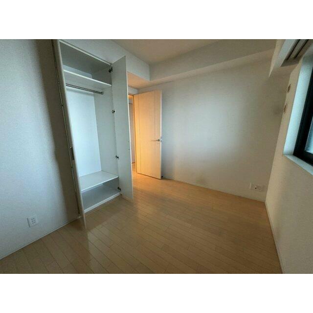 収納　ハンガーラック付きで楽々収納♪