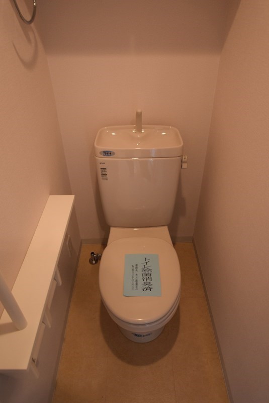 トイレ　別部屋参考写真