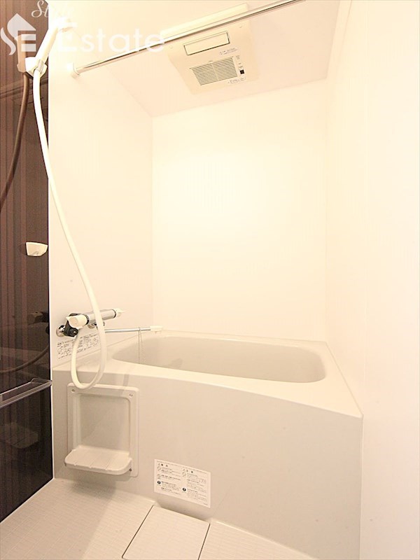 バス・シャワールーム　バスルーム