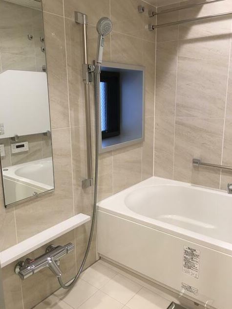 バス・シャワールーム