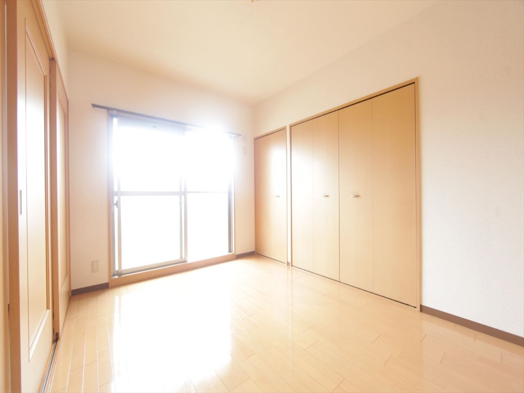 その他部屋・スペース　洋室6帖　クローゼット付（収納充実してます）