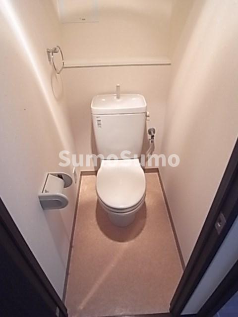 トイレ　コンパクトで使いやすいトイレです