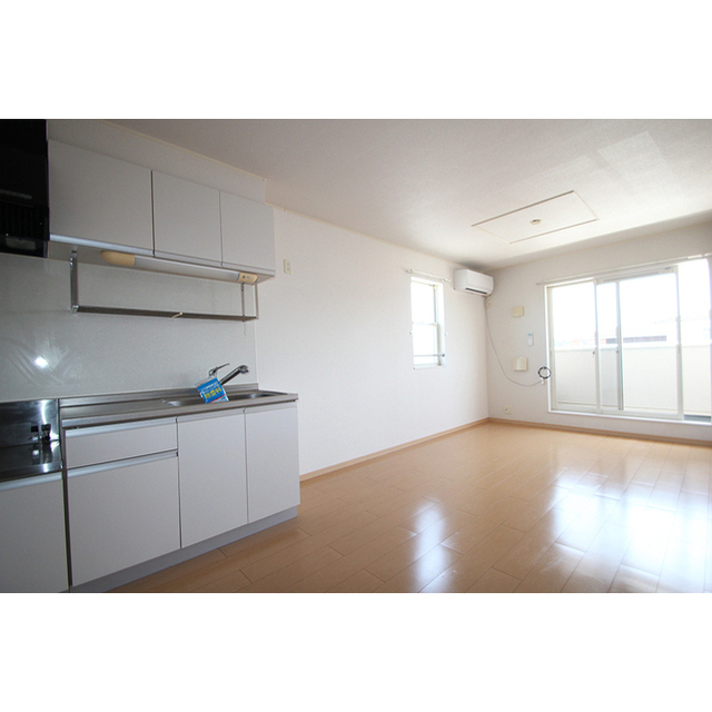 居室・リビング　内装写真は全て２０３にて撮影