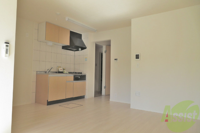 居室・リビング　リビングは広々とした１０．３帖です。ゆったりと出来そうですね