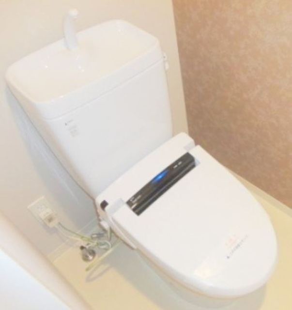 トイレ　同タイプ写真