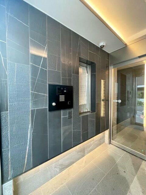 ロビー　建物の内部です