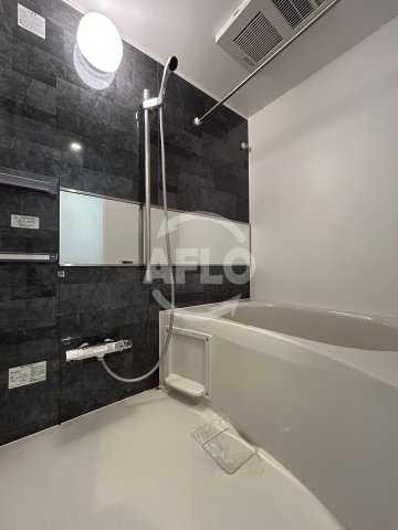 バス・シャワールーム　浴室