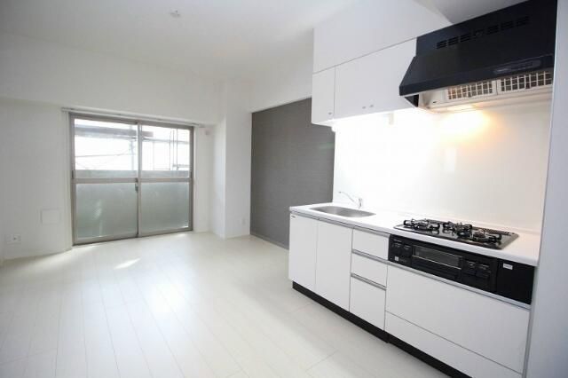 居室・リビング　☆広々とした居室☆