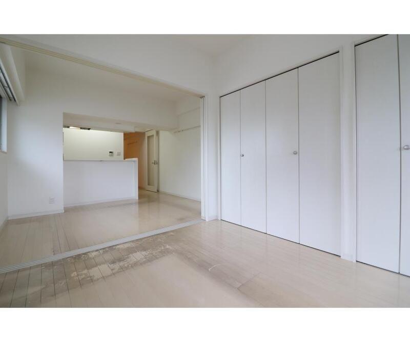 居室・リビング　別号室の写真です