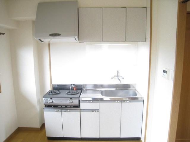 キッチン　※ガステーブルの有無につきましては契約前にご確認ください。