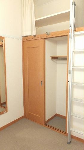 収納　クローゼット