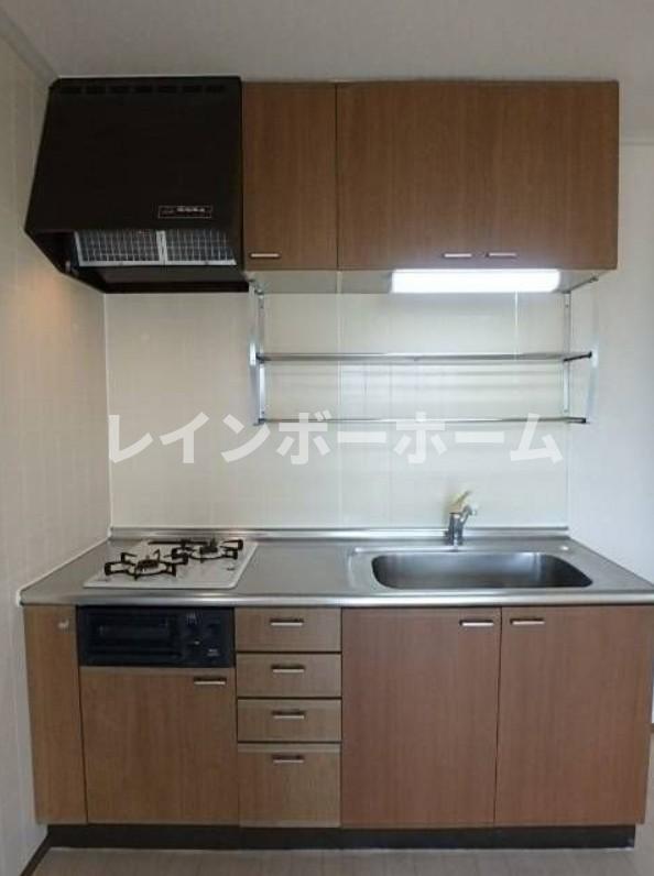 キッチン　コンパクトなキッチンで掃除もラクラク