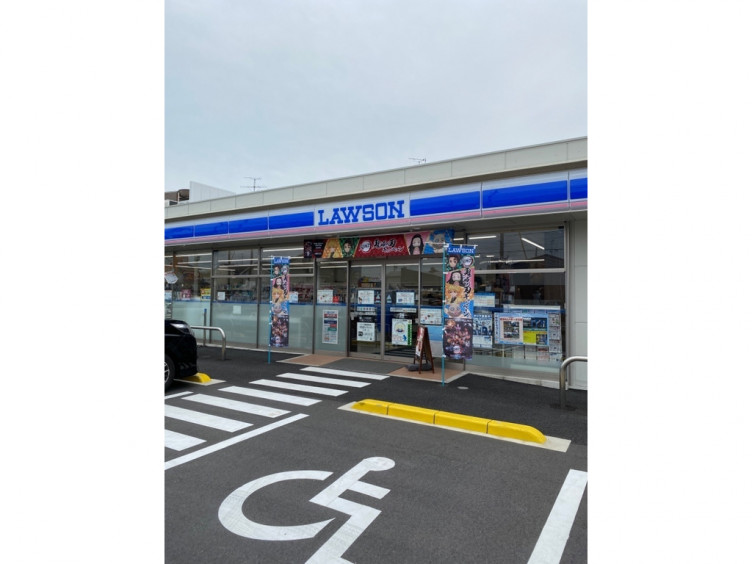 コンビニ　ローソン 一宮南印田店（コンビニ）まで352m