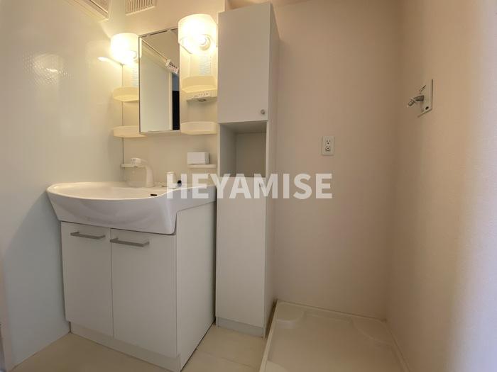 洗面設備　※室内画像は別号室のもの。