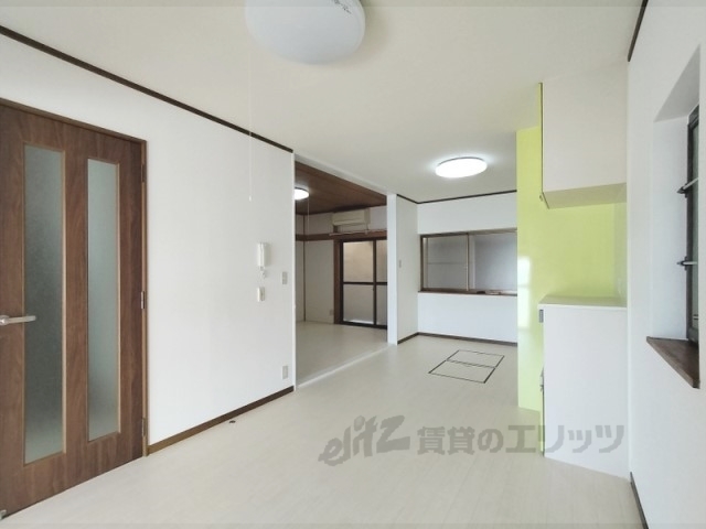 居室・リビング　リビング