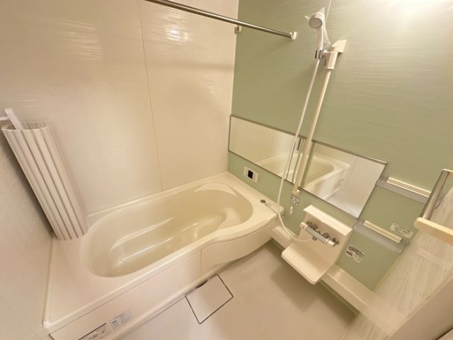 バス・シャワールーム　浴室