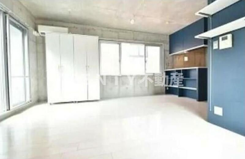 居室・リビング　こちらの居間で趣味の時間をお楽しみください