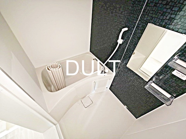 バス・シャワールーム　バスルームです。