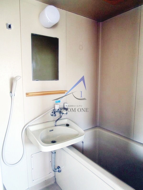 バス・シャワールーム　お風呂です。