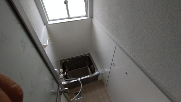 バス・シャワールーム　レトロですね