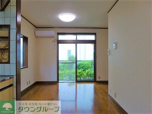 居室・リビング　LDK　約１0.0畳　※前回募集時10月撮影