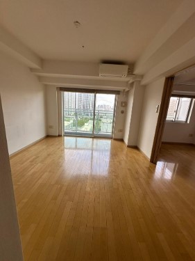 居室・リビング　内観1※別部屋参考写真