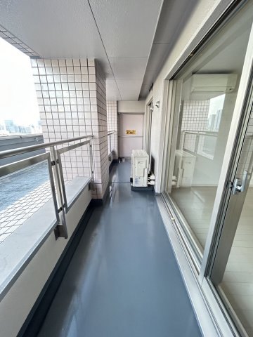バルコニー　※同じ間取の別部屋写真。