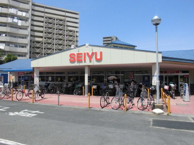 スーパー　西友南浦和店（スーパー）まで671m