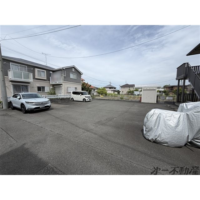 駐車場　駐車場