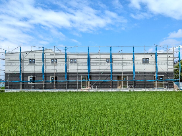 建物外観　建築中
