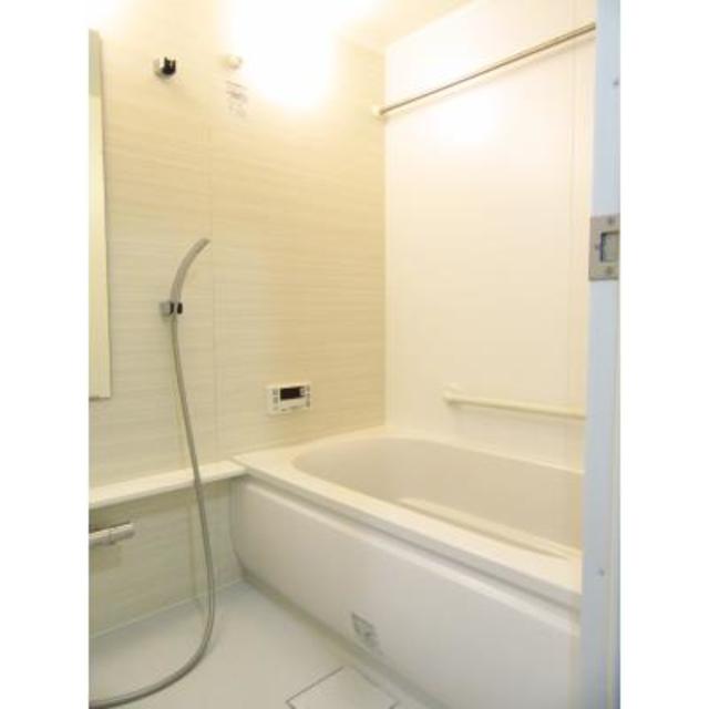 バス・シャワールーム　※写真は同タイプ住戸です。